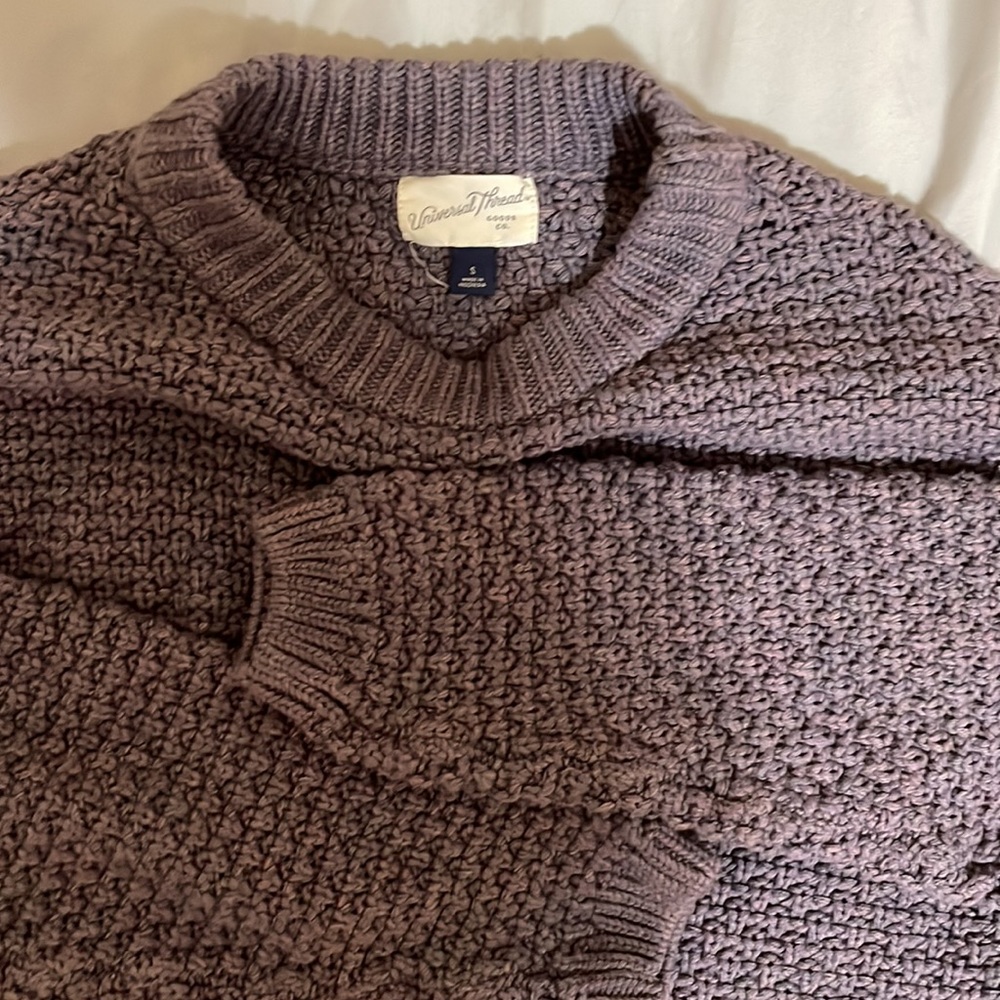 Knitted sweater bundle - Picture 4 of 5